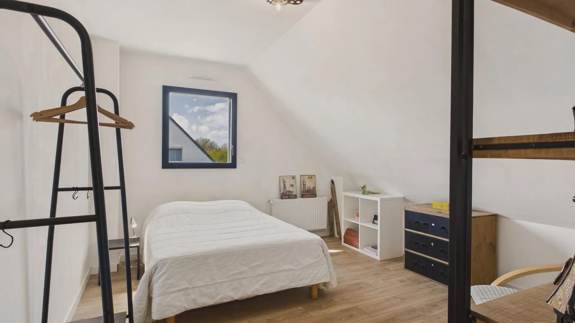 Maison Neuve Avec Terrasse Pour 6 Personnes Bénodet 別荘